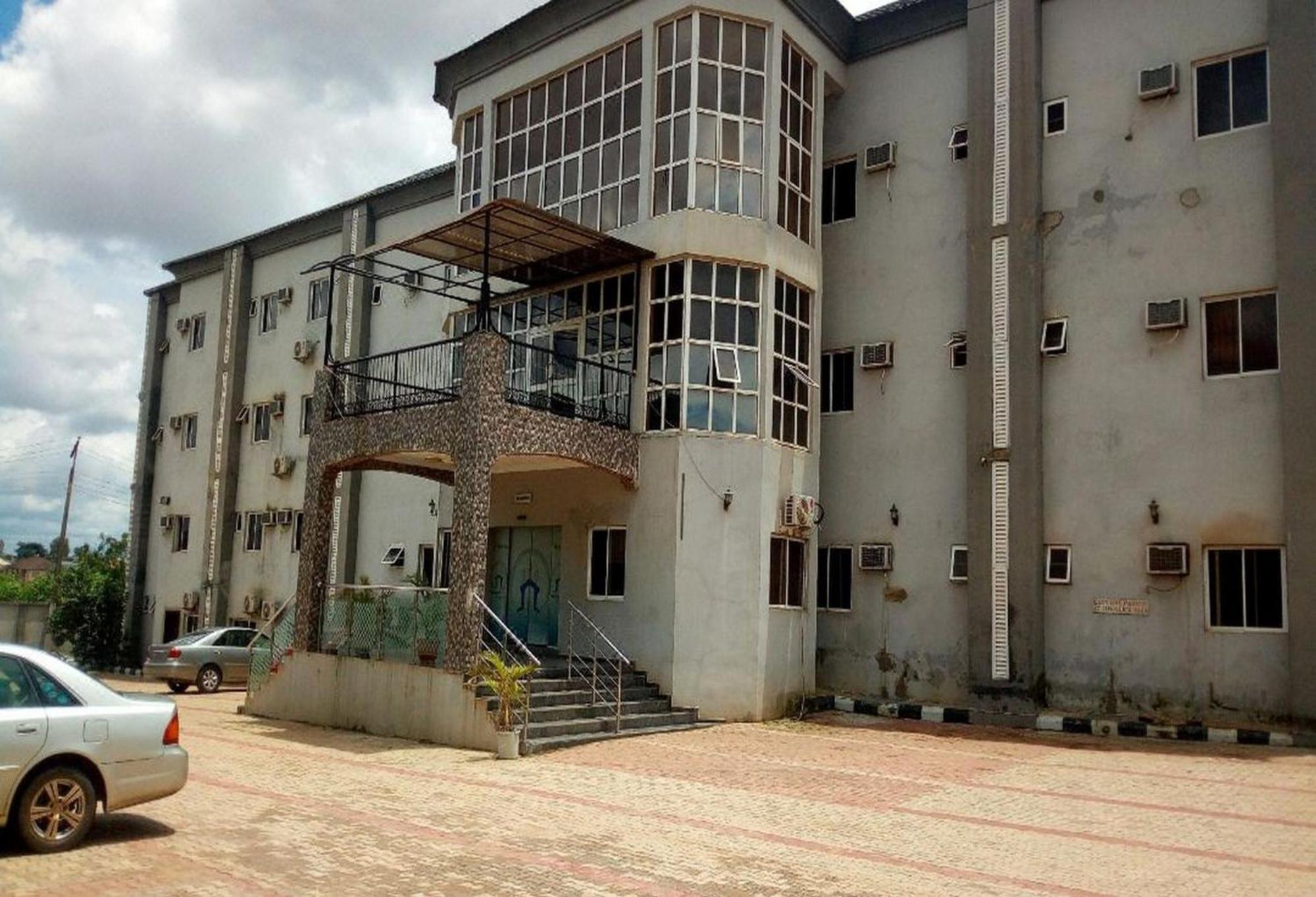 Room In Lodge - Wetland Hotels, Ibadan Exterior photo