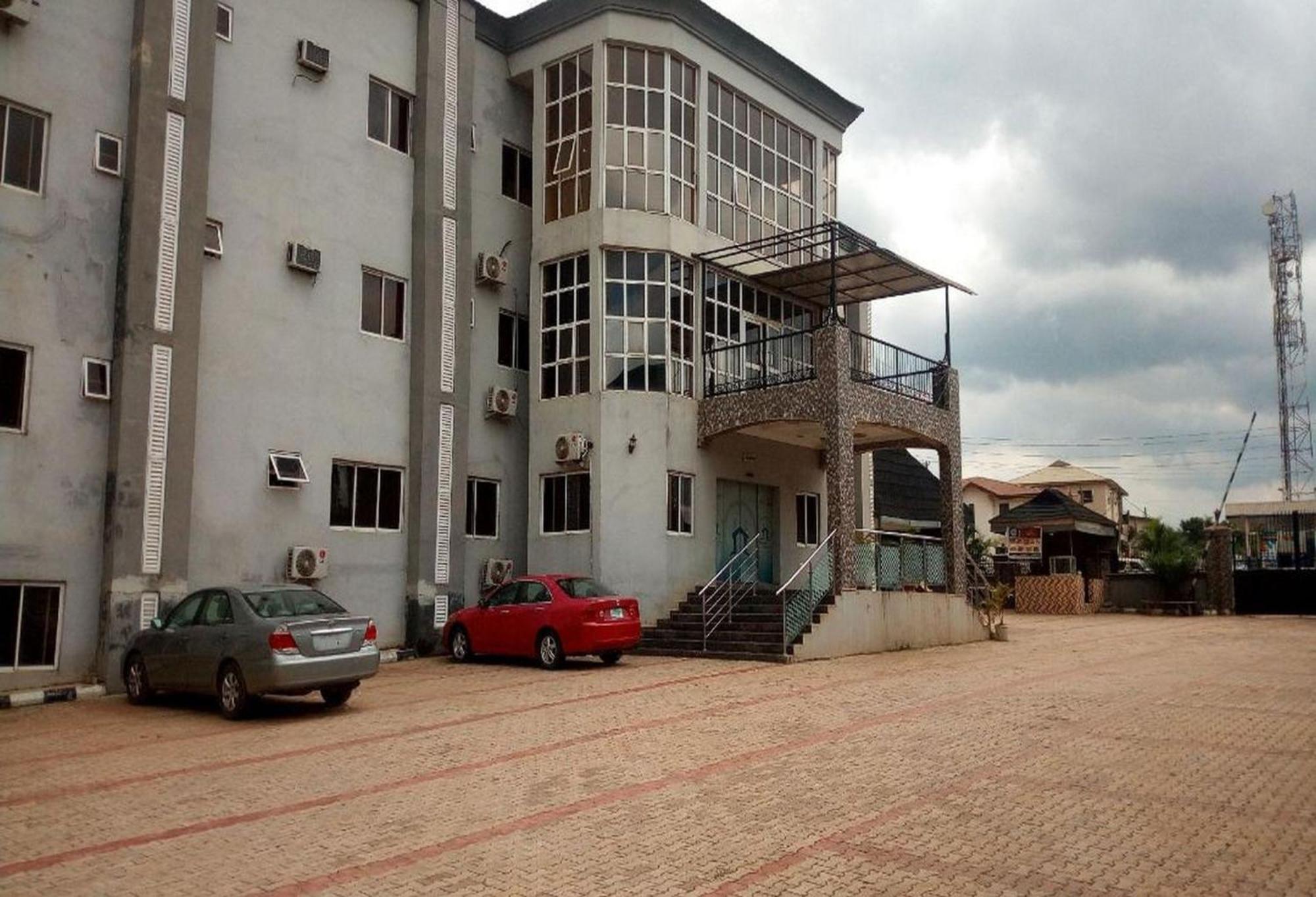 Room In Lodge - Wetland Hotels, Ibadan Exterior photo